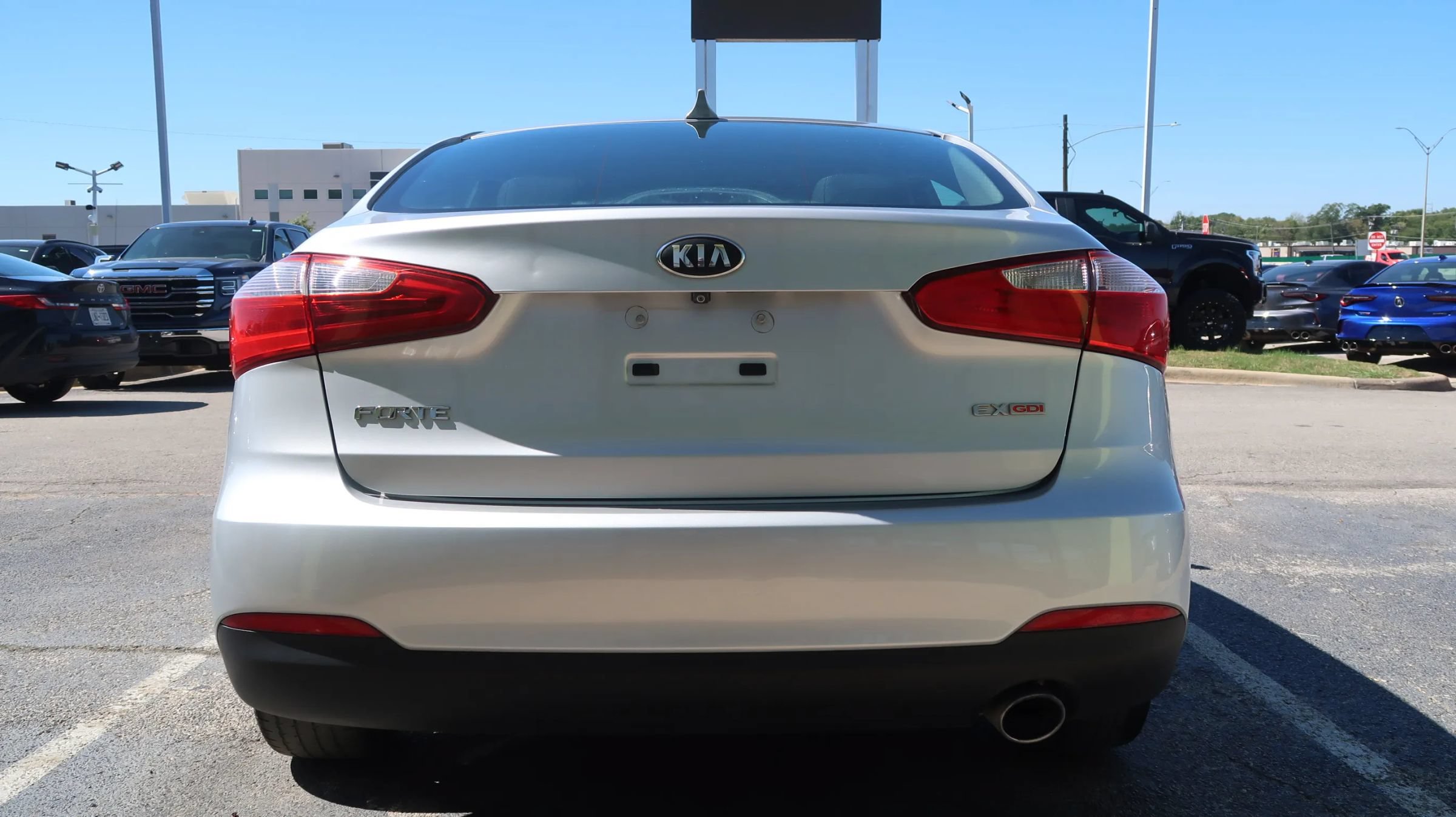 Used 2015 Kia Forte EX w/ UVO Package W/17" Alloys FWD image 9