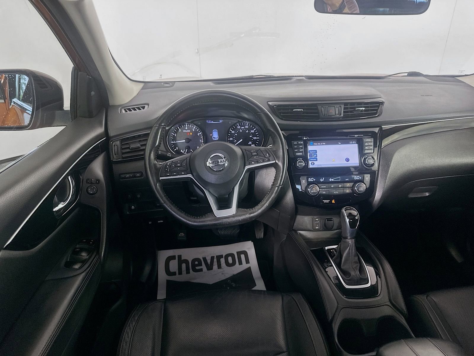 Used 2017 Nissan Rogue Sport SL w/ SL Premium Package FWD image 24