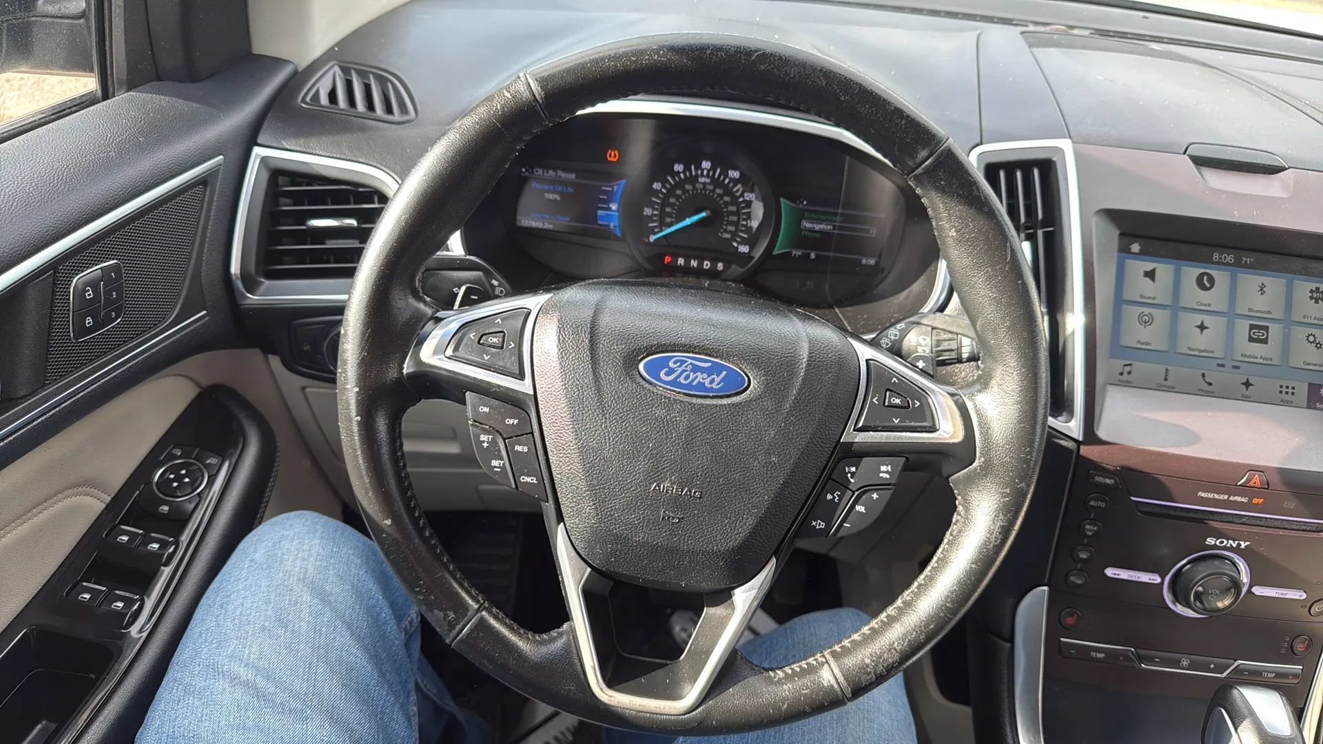 Used 2016 Ford Edge Titanium w/ Technology Package AWD/4WD image 10