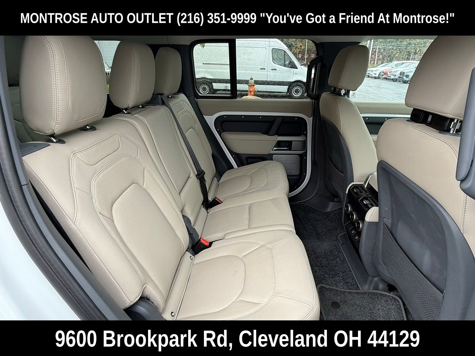 Used 2024 Land Rover Defender 130 S image 16