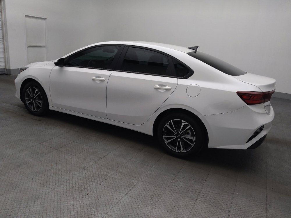 Used 2024 Kia Forte LXS w/ LXS Technology Package image 3