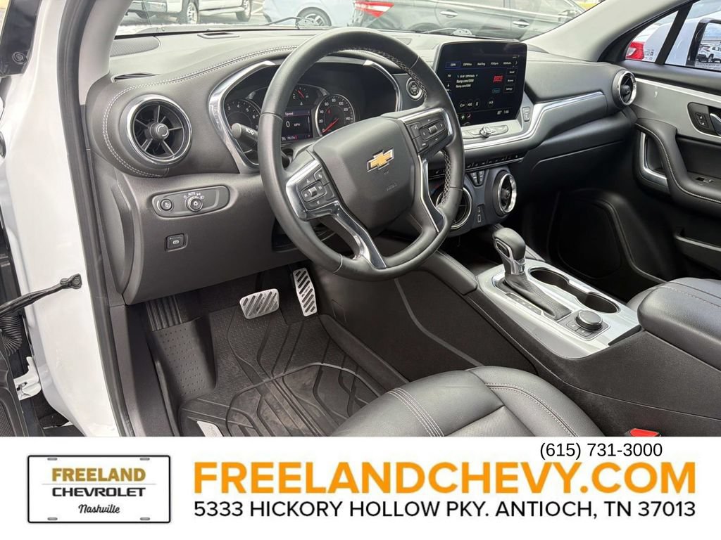 Used 2023 Chevrolet Blazer LT FWD image 25