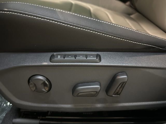 New 2026 Volkswagen Jetta SEL image 15