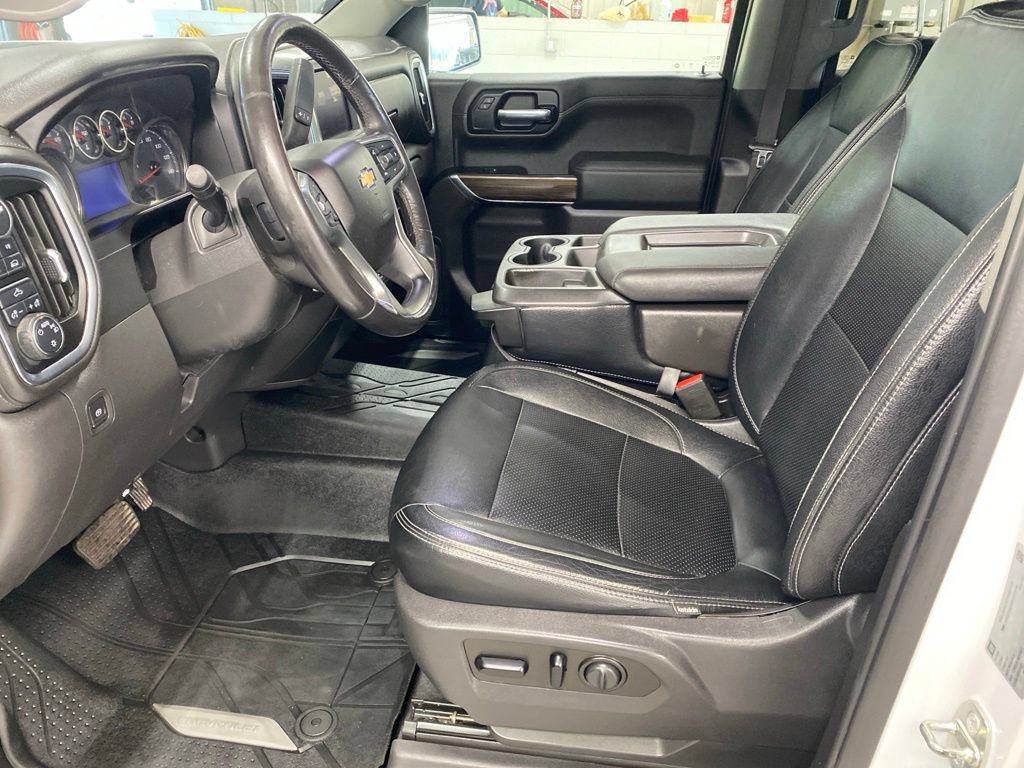 Used 2019 Chevrolet Silverado 1500 LT w/ All-Star Edition AWD/4WD image 31