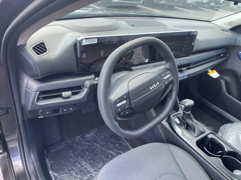 New 2026 Kia K4 FWD image 9