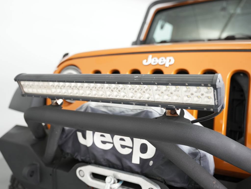 Used 2014 Jeep Wrangler Rubicon w/ Power Convenience Group AWD/4WD image 43