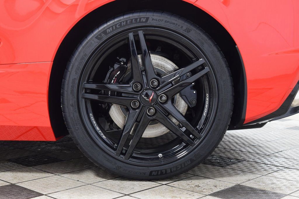 New 2026 Chevrolet Corvette Stingray Coupe w/ Z51 Performance Package RWD image 24