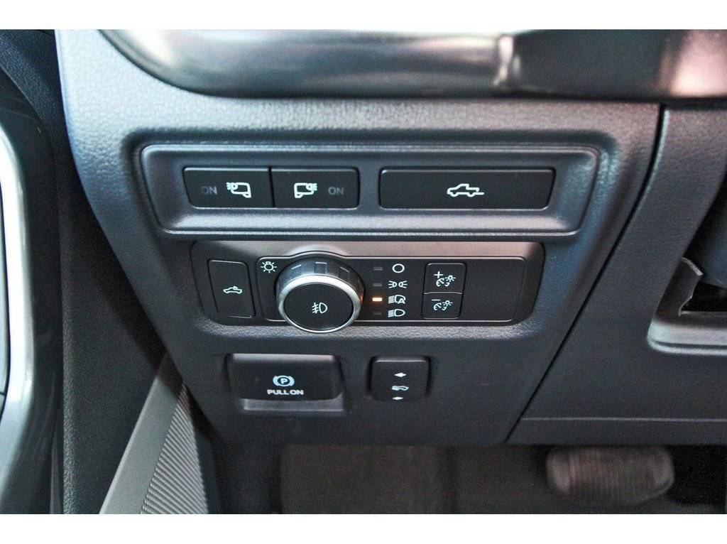 Certified 2022 Ford F150 Lariat w/ Equipment Group 502A High AWD/4WD image 17