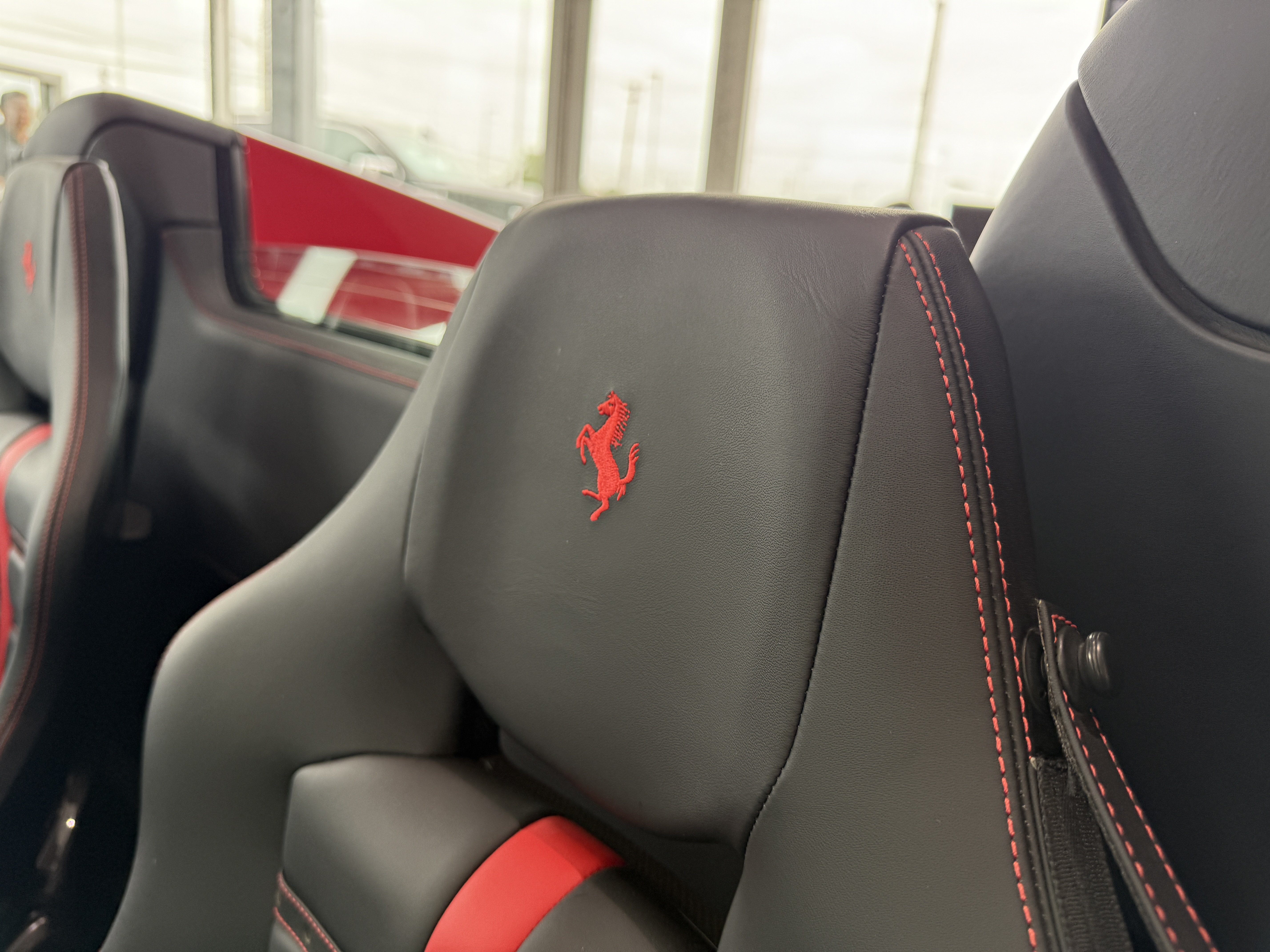 Used 2021 Ferrari F8 Tributo RWD image 17