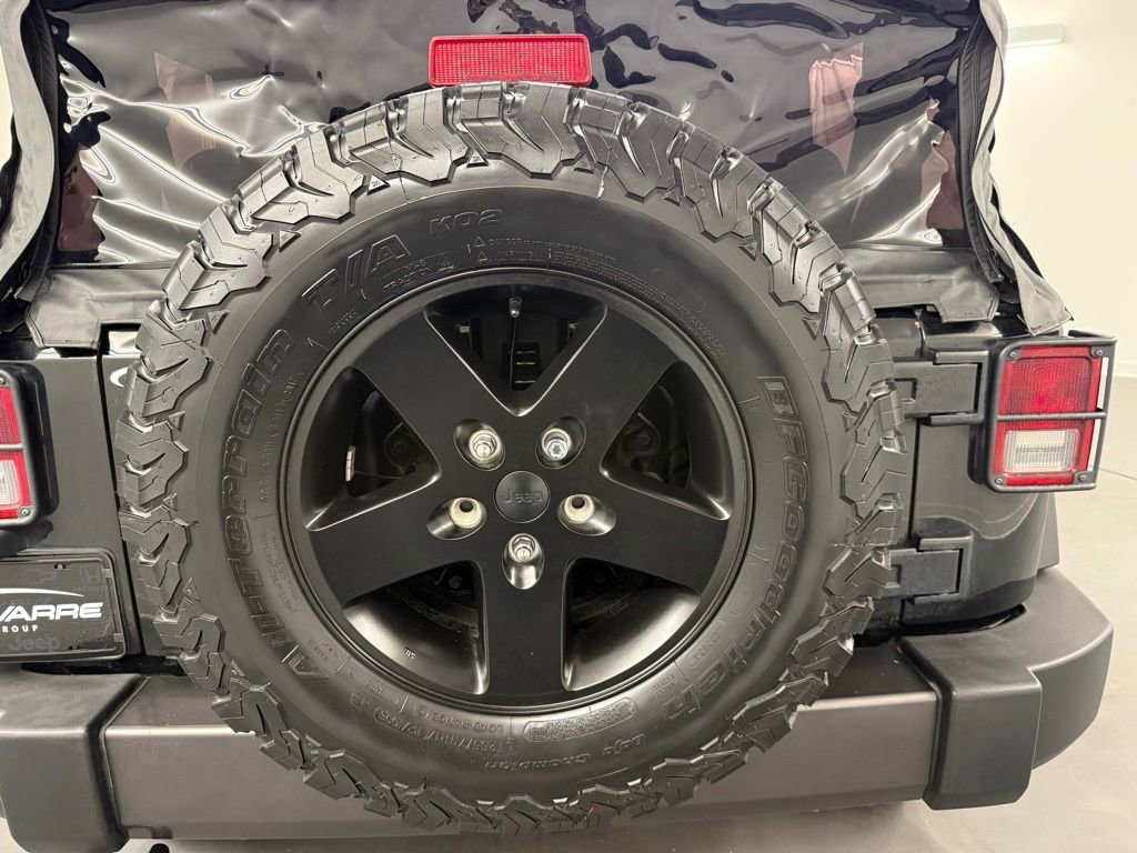 Used 2017 Jeep Wrangler Sport image 33