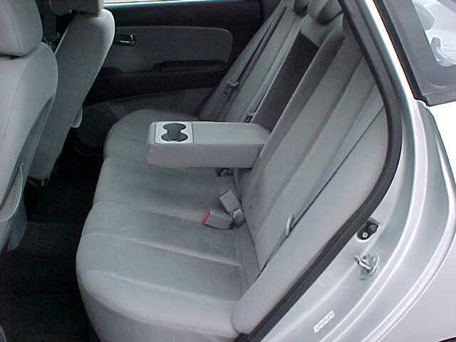 Used 2010 Hyundai Elantra GLS image 10