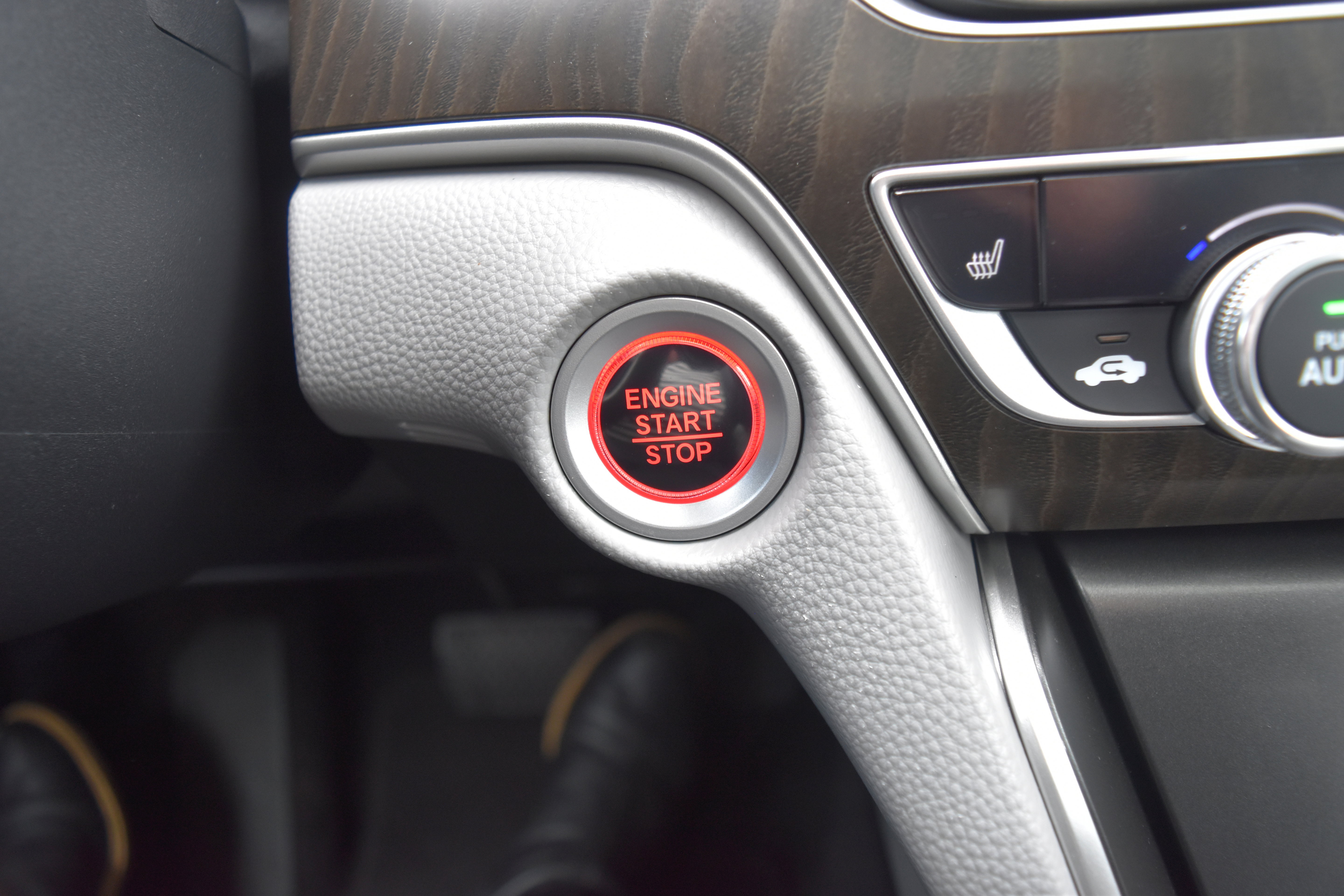 Certified 2020 Honda Accord EX image 16