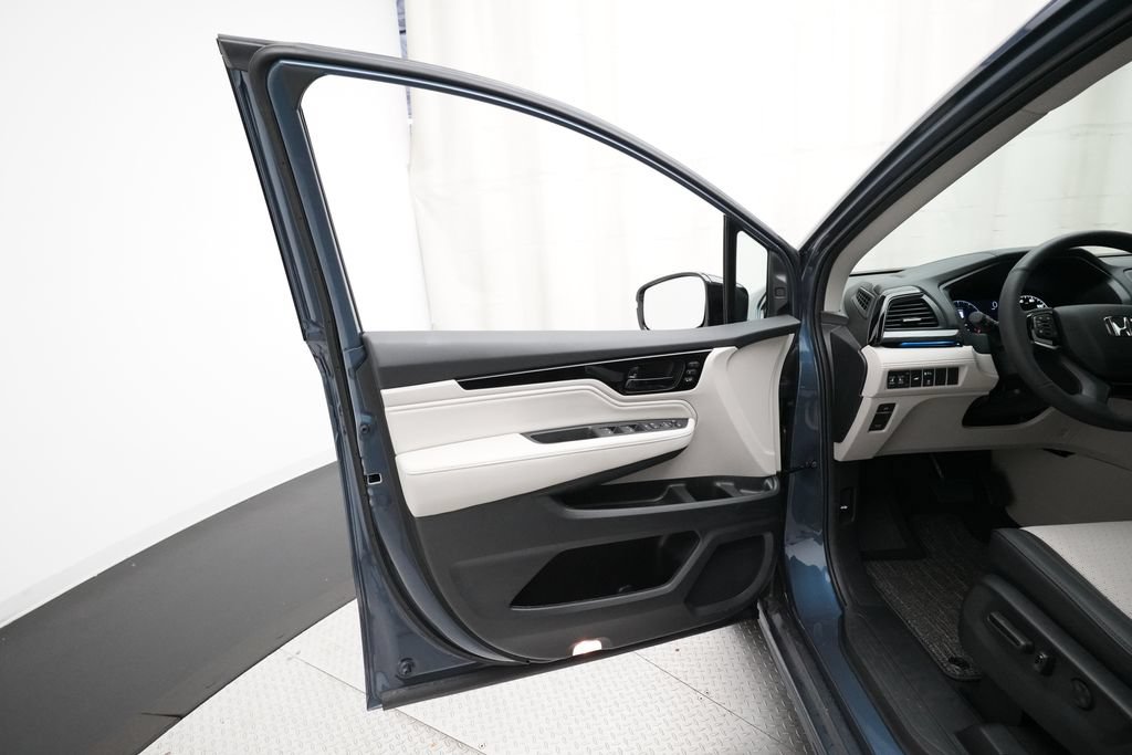 Certified 2026 Honda Odyssey Elite image 29