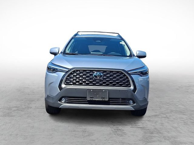 Used 2023 Toyota Corolla Cross XLE w/ Convenience Package AWD/4WD image 2