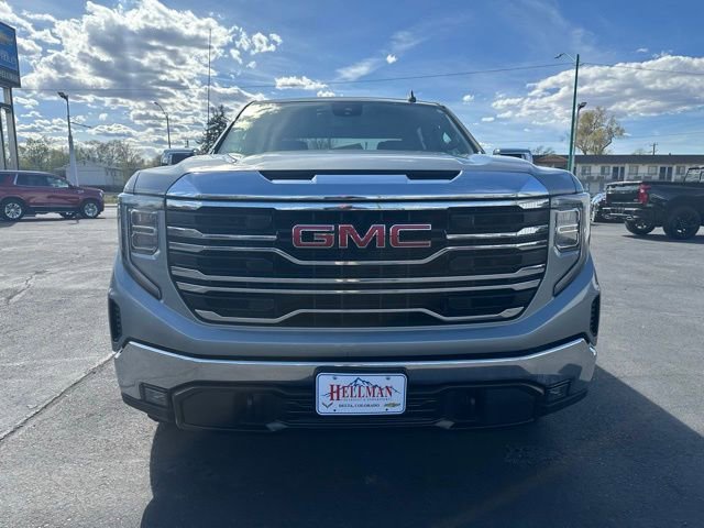 Used 2025 GMC Sierra 1500 SLT image 2