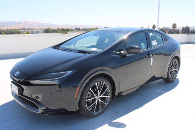 New 2026 Toyota Prius Limited image 6
