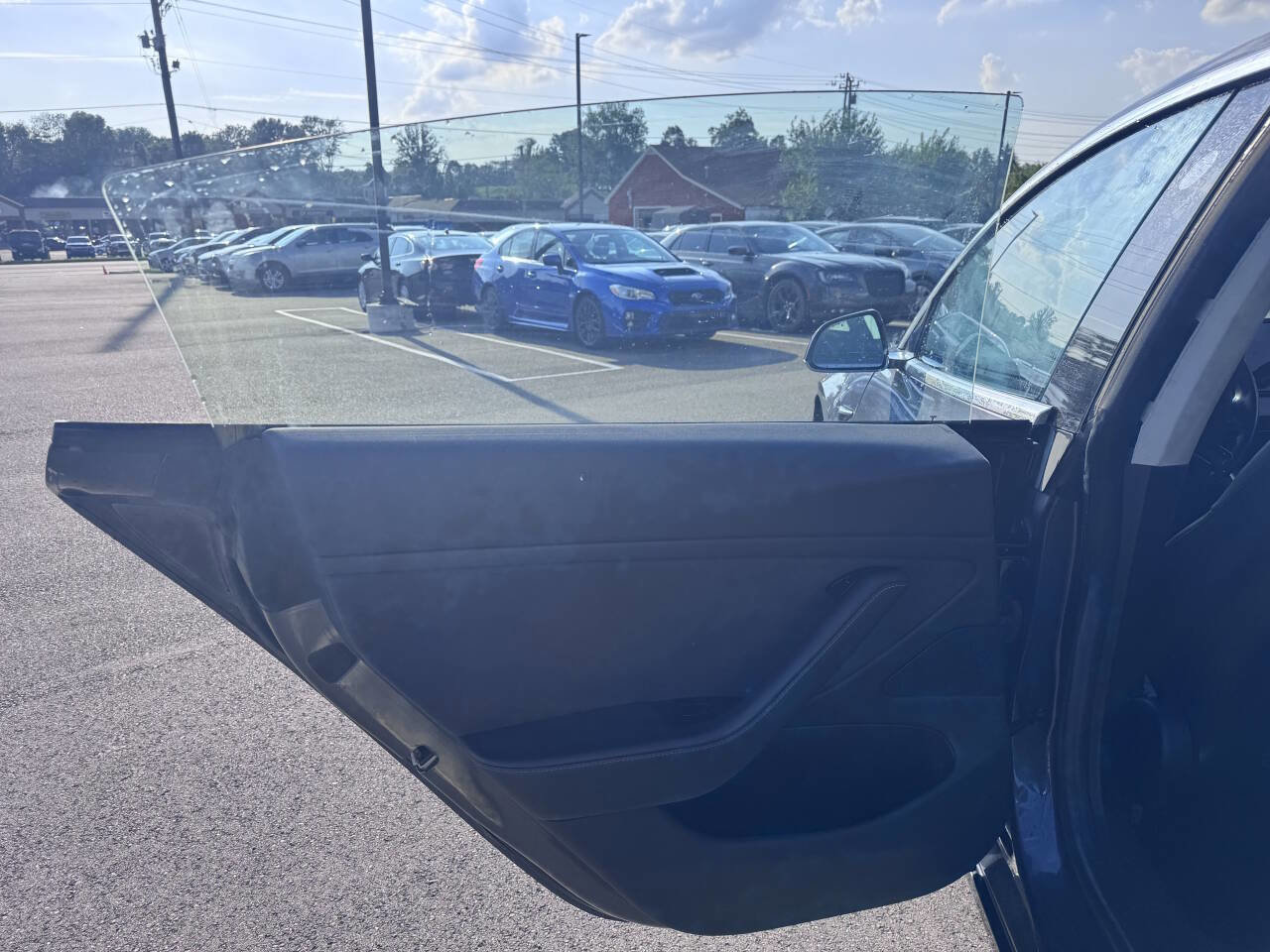 Used 2018 Tesla Model 3 Long Range RWD image 12