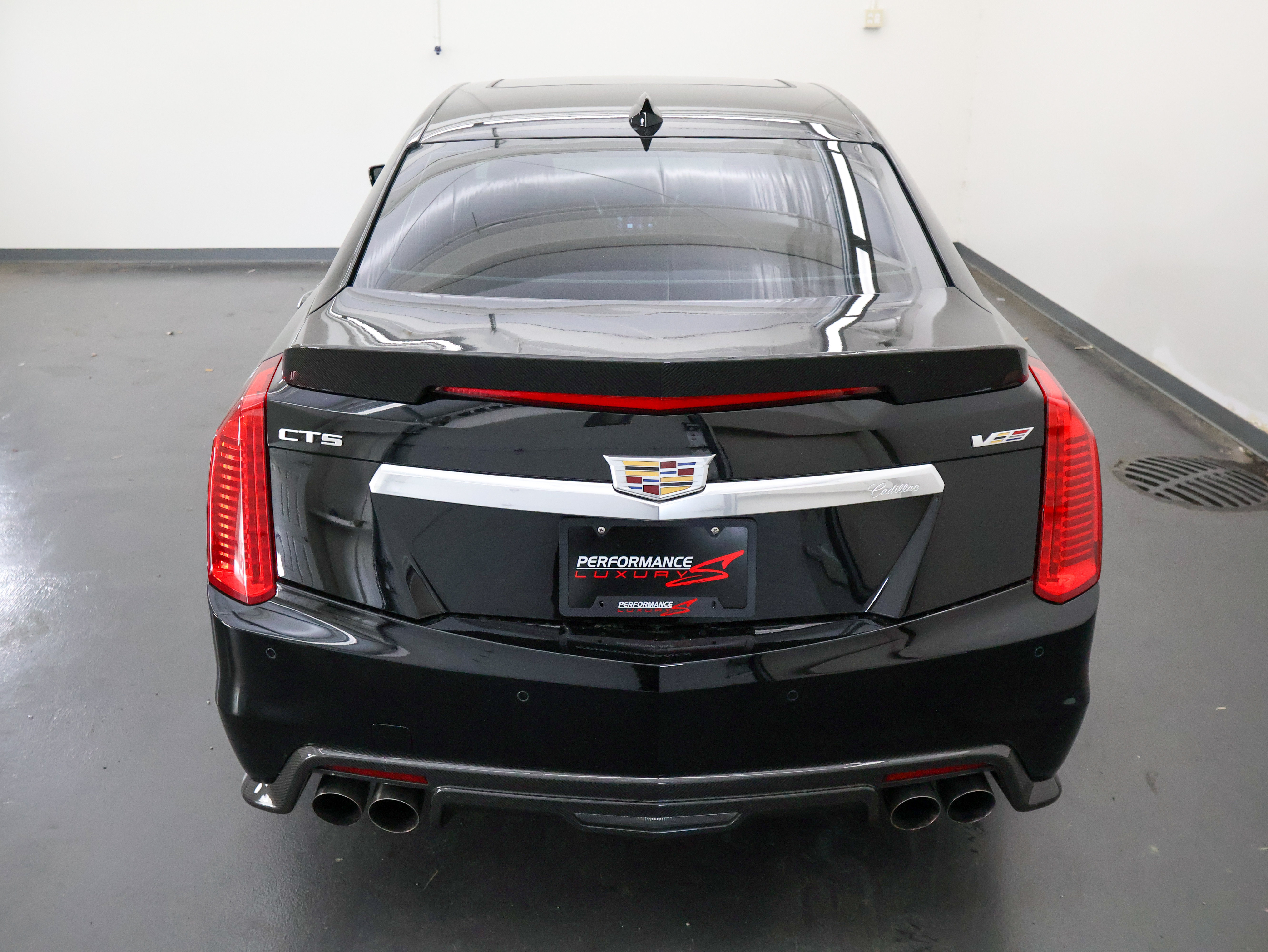 Used 2016 Cadillac CTS V w/ Carbon Fiber Package RWD image 10