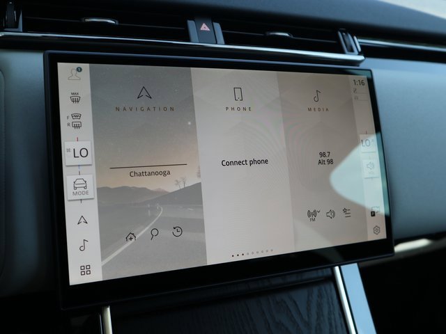 New 2025 Land Rover Range Rover Velar Dynamic SE image 12