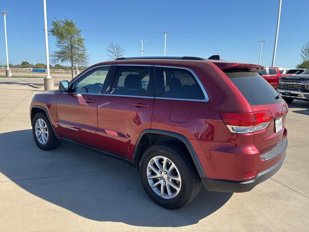 Used 2014 Jeep Grand Cherokee Laredo w/ 18" Wheel & 8.4" Radio Group image 3