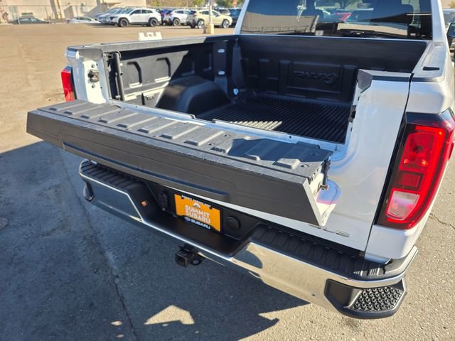 Used 2024 GMC Sierra 1500 SLE image 13