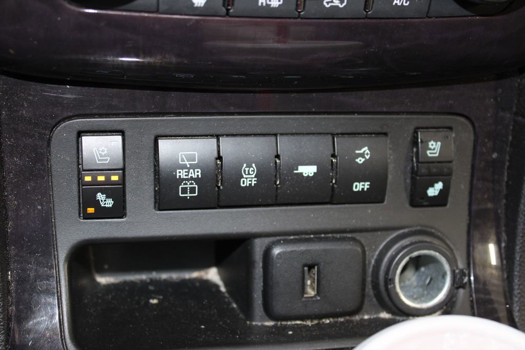 Used 2017 Buick Enclave Premium w/ Experience Buick Package image 33