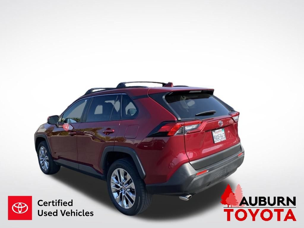 Certified 2022 Toyota RAV4 XLE Premium FWD image 6