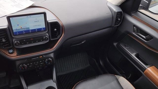 Used 2024 Ford Bronco Sport Outer Banks w/ Tech Package image 6