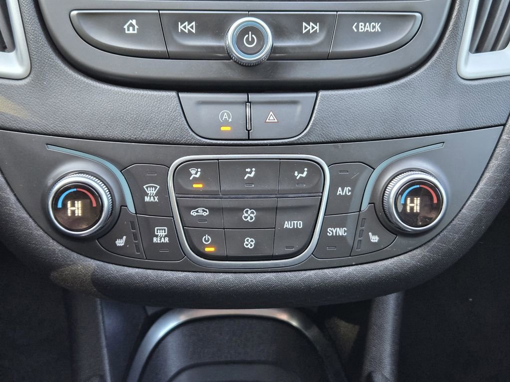 Used 2024 Chevrolet Malibu LT image 17