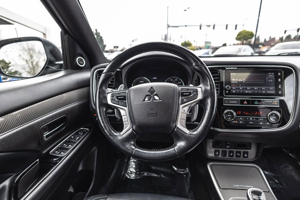 Used 2019 Mitsubishi Outlander GT image 27