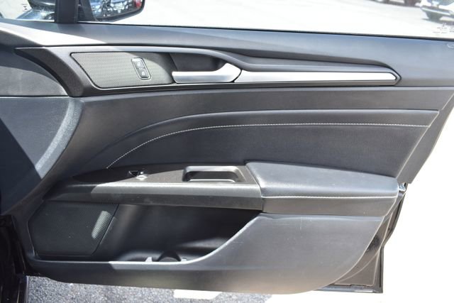 Used 2019 Ford Fusion Titanium FWD image 46