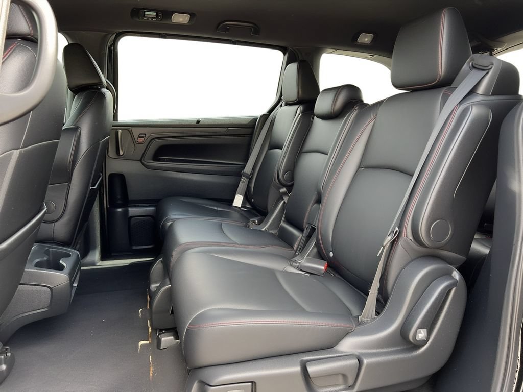 Used 2023 Honda Odyssey Sport image 7