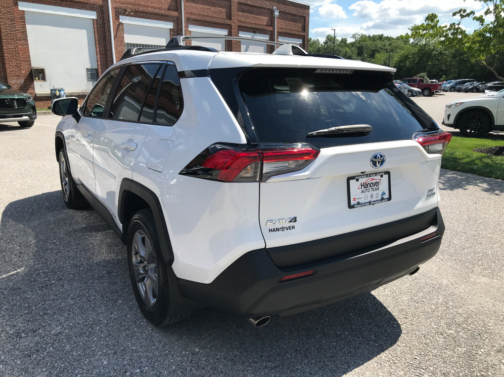 Certified 2023 Toyota RAV4 XLE AWD/4WD image 5