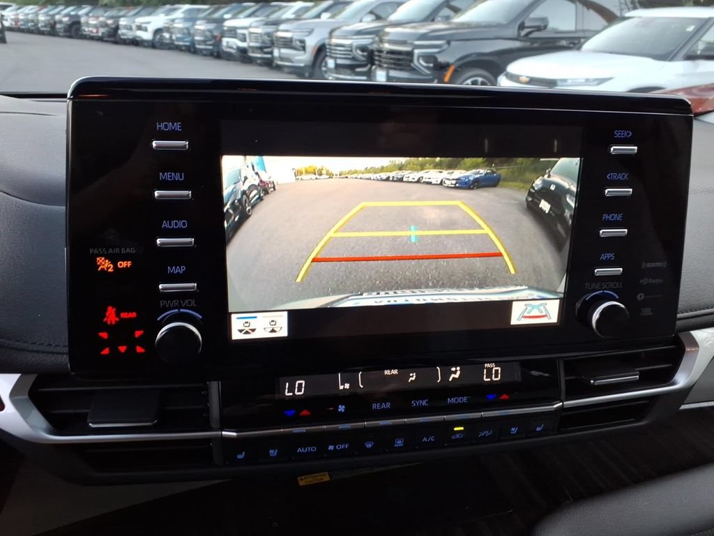 Used 2024 Toyota Sienna Limited AWD/4WD image 30