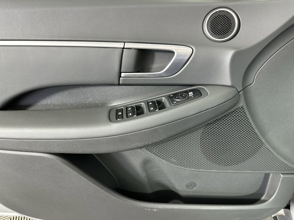 Used 2021 Hyundai Sonata SEL Plus w/ Preferred Accessory Package image 23