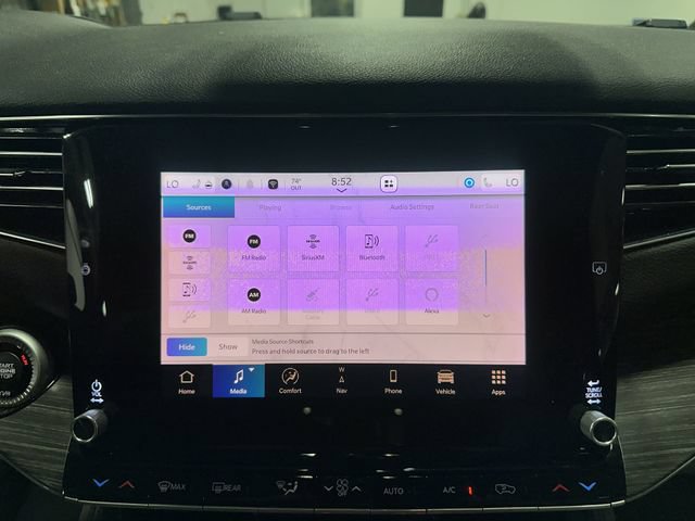 Used 2023 Jeep Wagoneer Series III w/ Premium Group I AWD/4WD image 16
