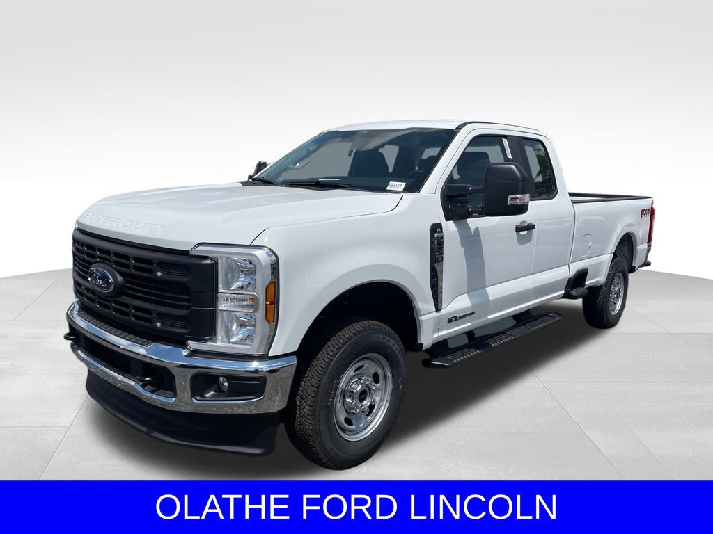 New 2025 Ford F250 XL w/ FX4 Off-Road Package AWD/4WD image 1