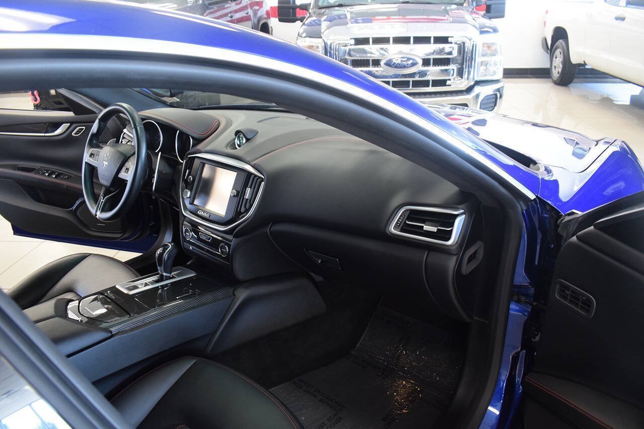 Used 2016 Maserati Ghibli S RWD image 53