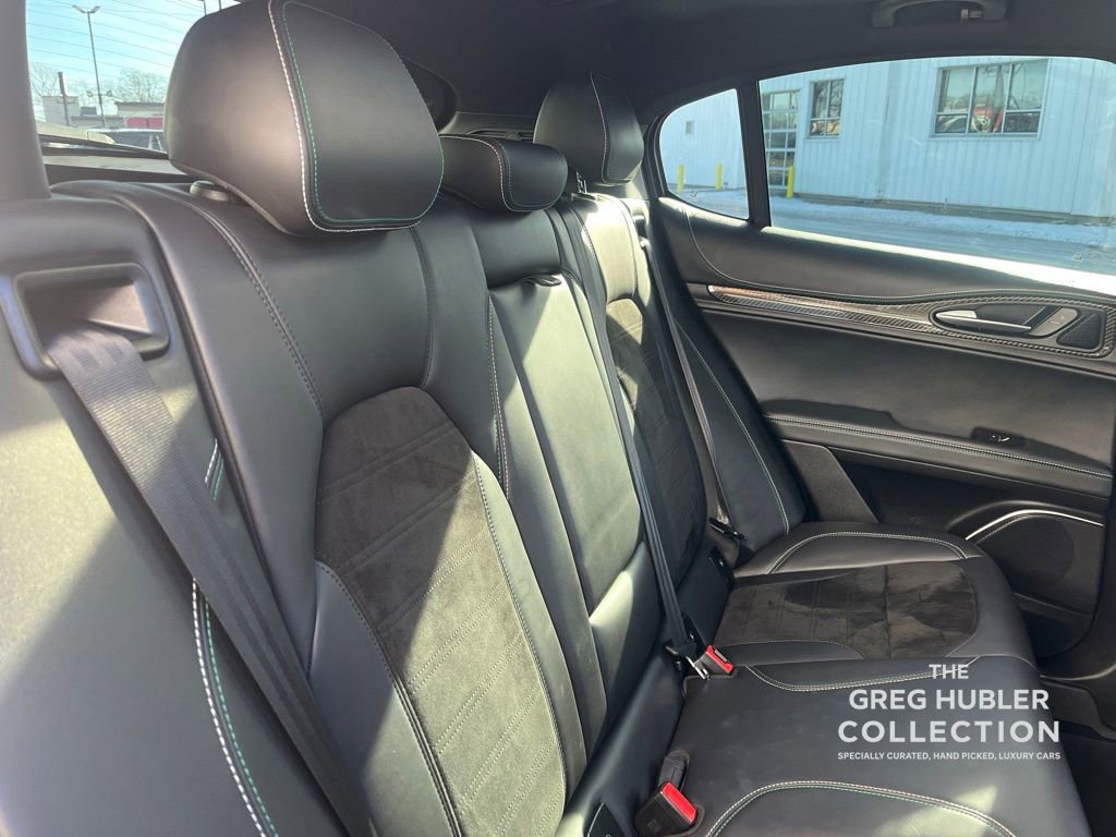 Used 2020 Alfa Romeo Stelvio Quadrifoglio image 11