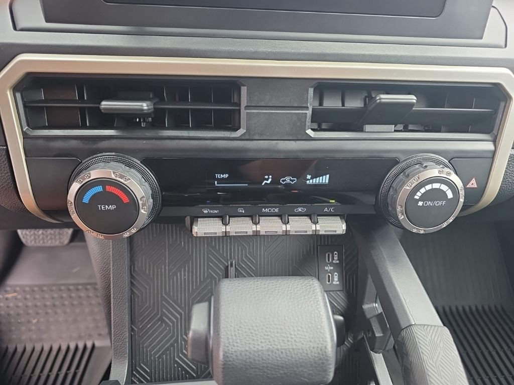 Certified 2024 Toyota Tacoma SR AWD/4WD image 21