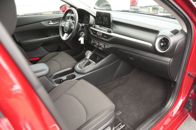 Used 2021 Kia Forte LXS image 17