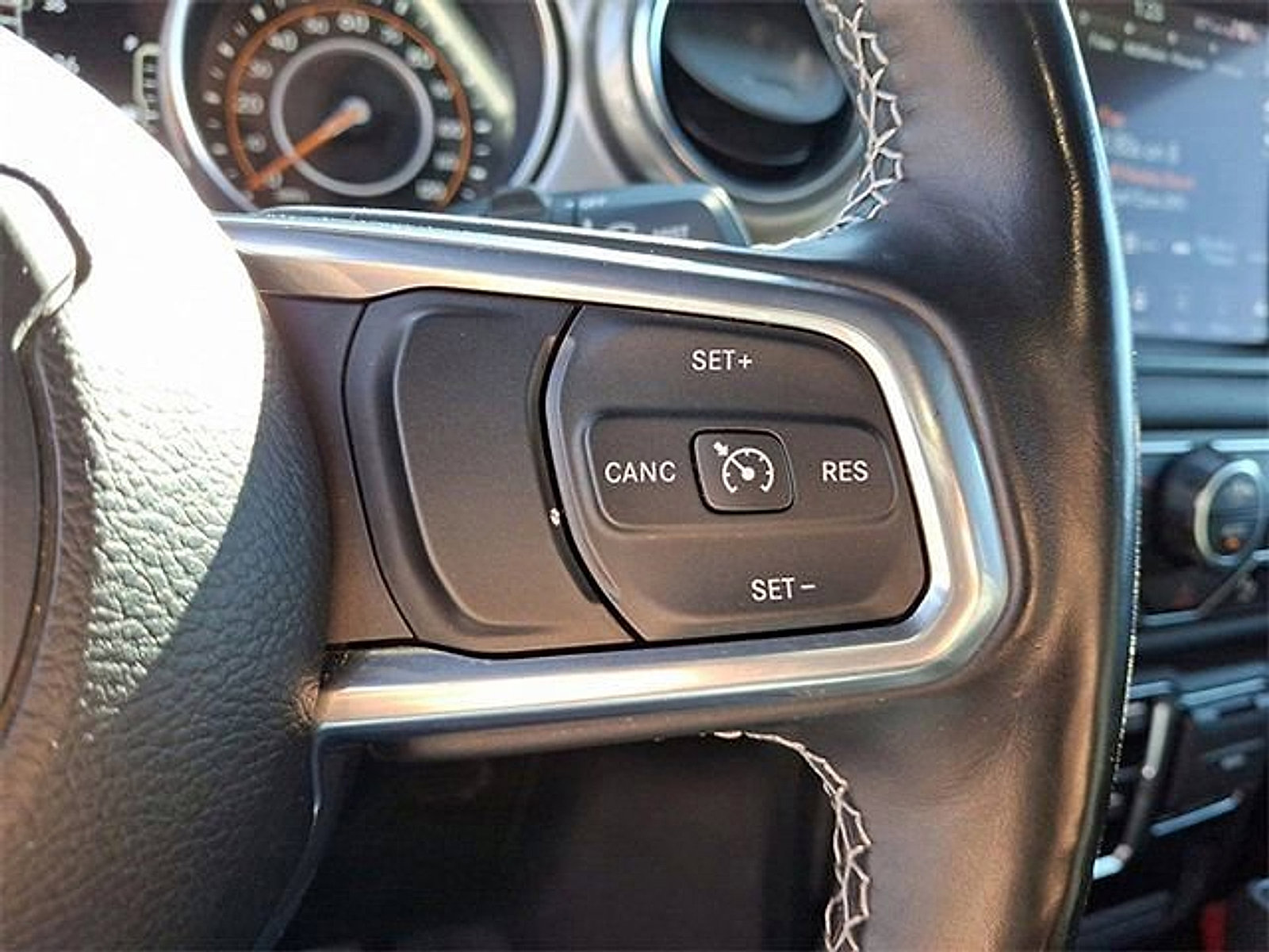 Used 2021 Jeep Wrangler Unlimited Sahara AWD/4WD image 22
