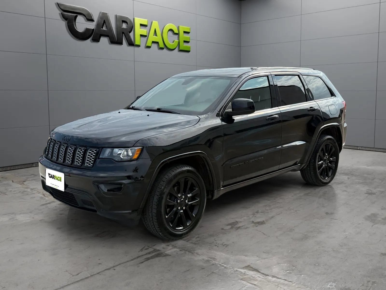 Used 2019 Jeep Grand Cherokee Altitude AWD/4WD image 4