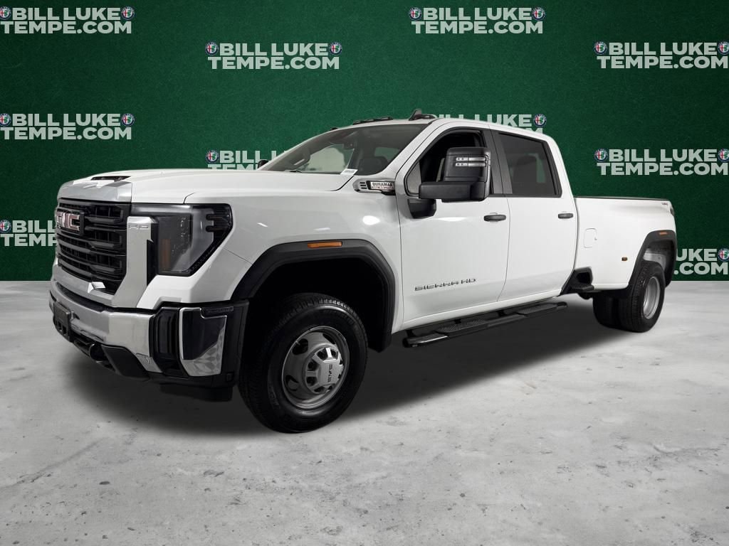 Used 2024 GMC Sierra 3500 Pro image 3