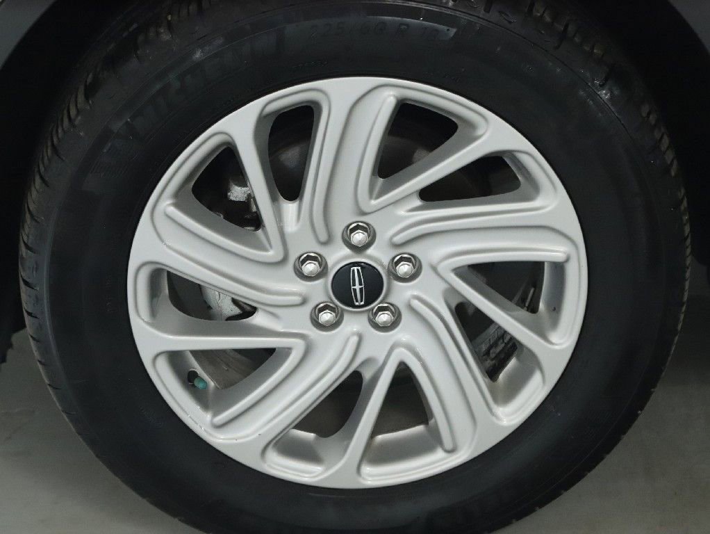 Used 2022 Lincoln Corsair FWD image 35