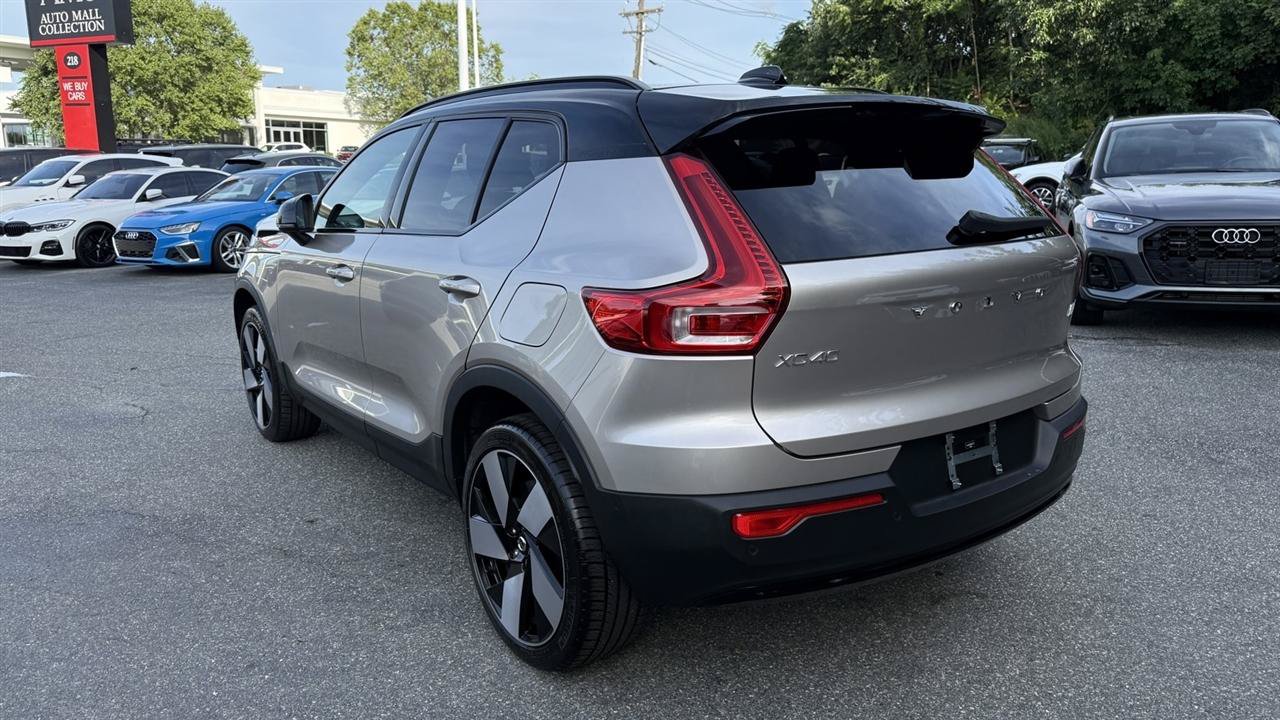 Used 2023 Volvo XC40 Recharge Ultimate AWD/4WD image 13