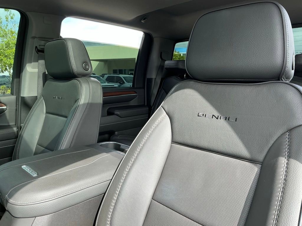 Used 2024 GMC Sierra 2500 Denali w/ Denali Reserve Package image 40