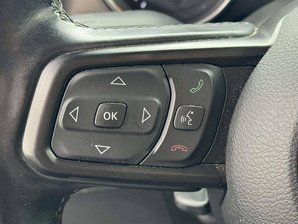 Used 2021 Jeep Gladiator Sport image 18