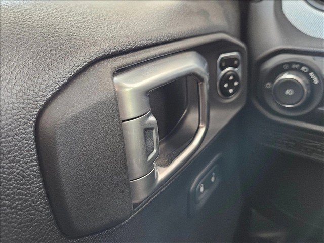 Used 2024 Jeep Wrangler Unlimited Sport AWD/4WD image 24