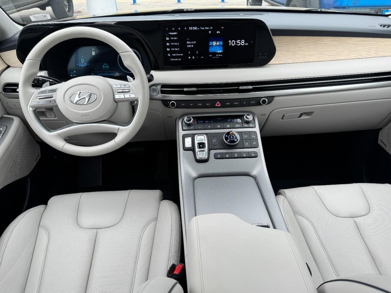 Used 2023 Hyundai Palisade Limited w/ Cargo Package image 13